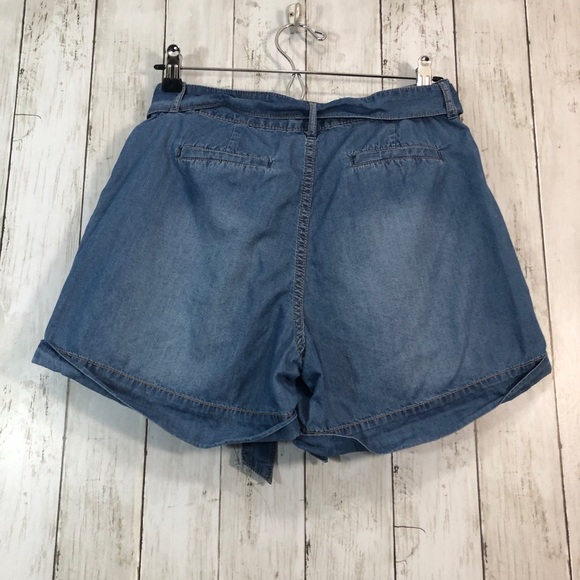 Kensie Cuffed Tie Belt Shorts 4/27 - Picture 2 of 7